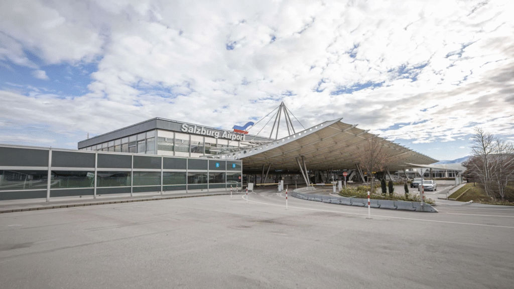 Premium licensed transfers from Arlberg airport